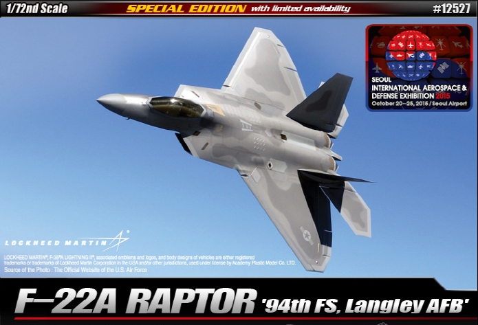 AC12527 1/72 F-22A Raptor "94th FS Langley AFB"
